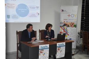 TOY presented to big crowd at Municipal Art Gallery of Larissa (Greece)